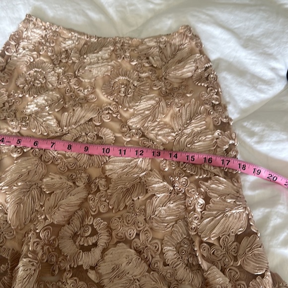 FASHION NOVA Floral Fresh Lace Set in Champagne Sz S High-Low Skirt & Crop Top - Picture 12 of 16